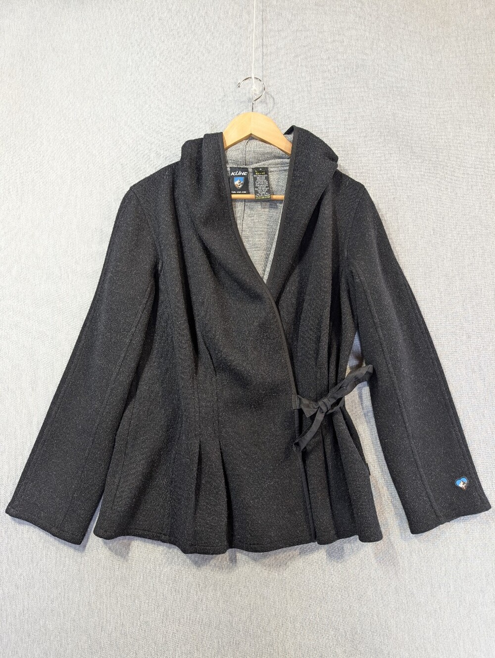 KUHL USA Royale 100% Merino Wool Wrap Cardigan Women's Small Black